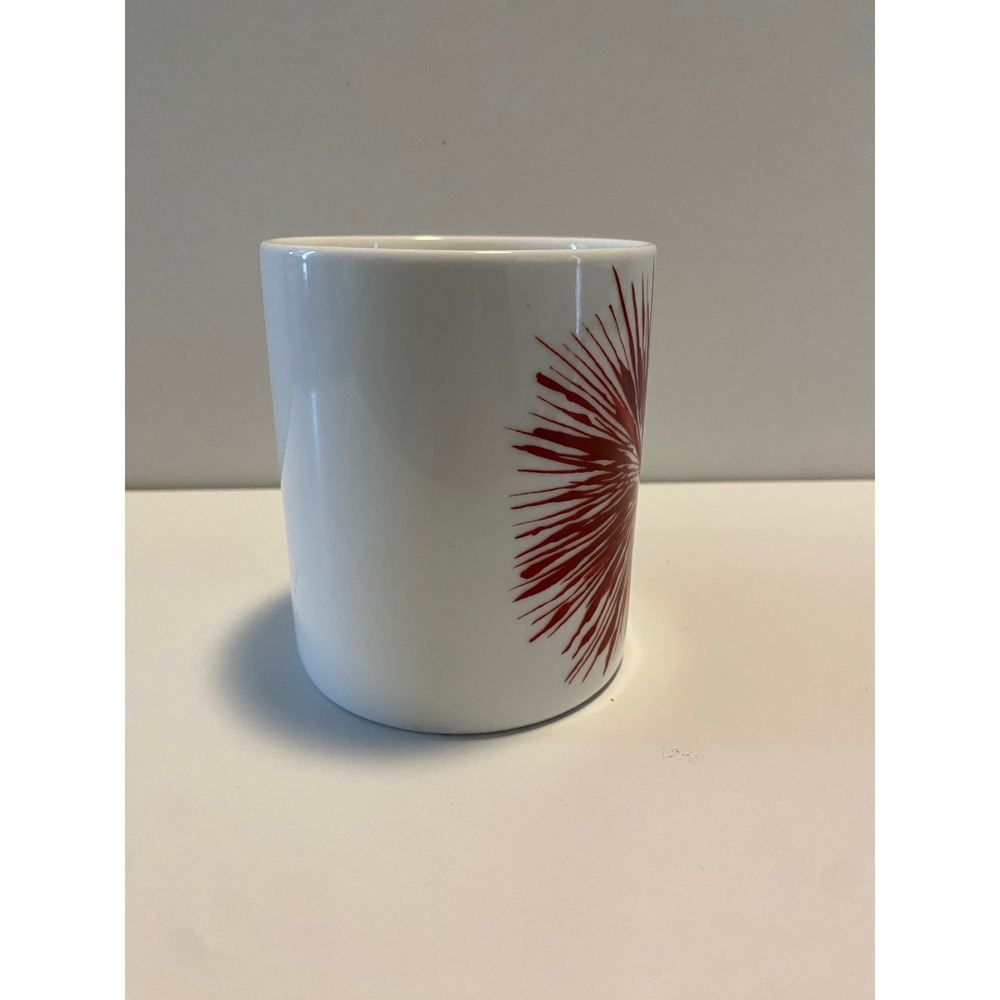 Starbucks‎ Coffee Mug White Red Burst Design 12 fl oz / 354 ml - Picture 2 of 5